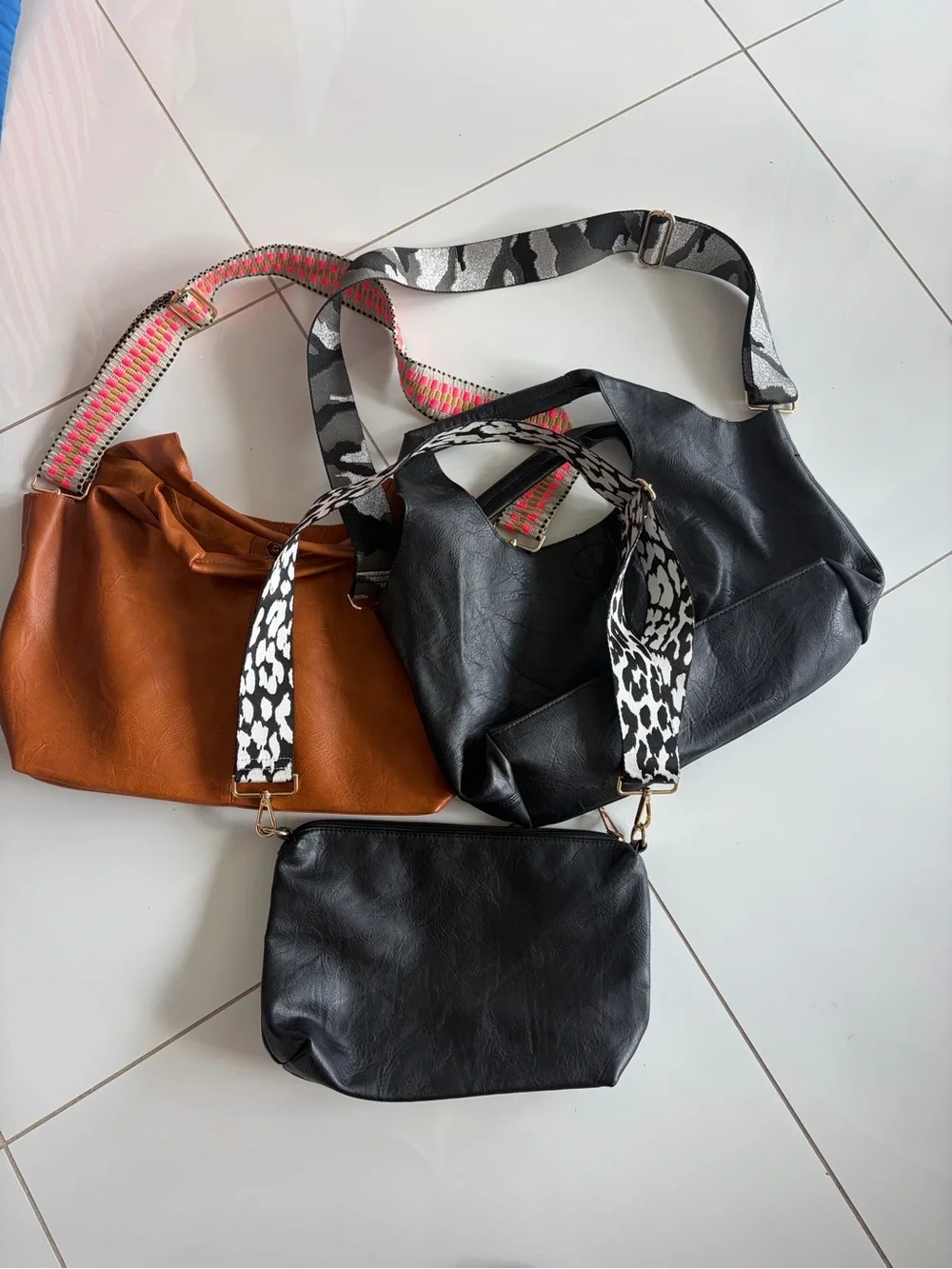 Social Threads Women’s Black and Tan Shoulder Bag Set with Patterned Straps